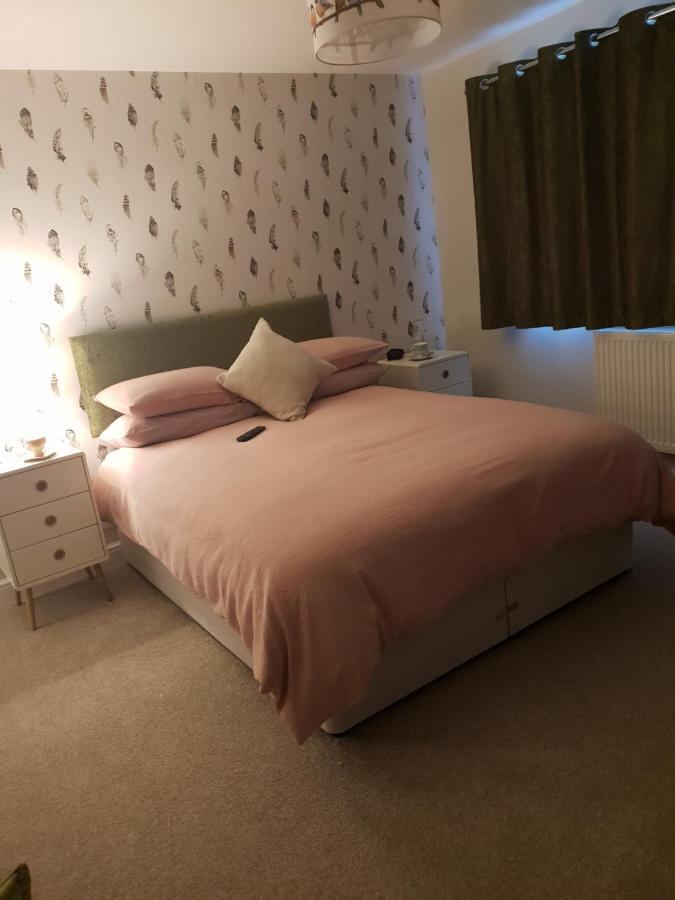 Goshens Farm B&B Wootton Bridge  ภายนอก รูปภาพ
