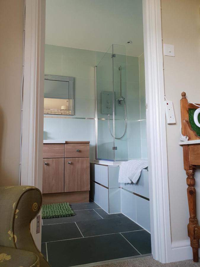 Goshens Farm B&B Wootton Bridge  ภายนอก รูปภาพ